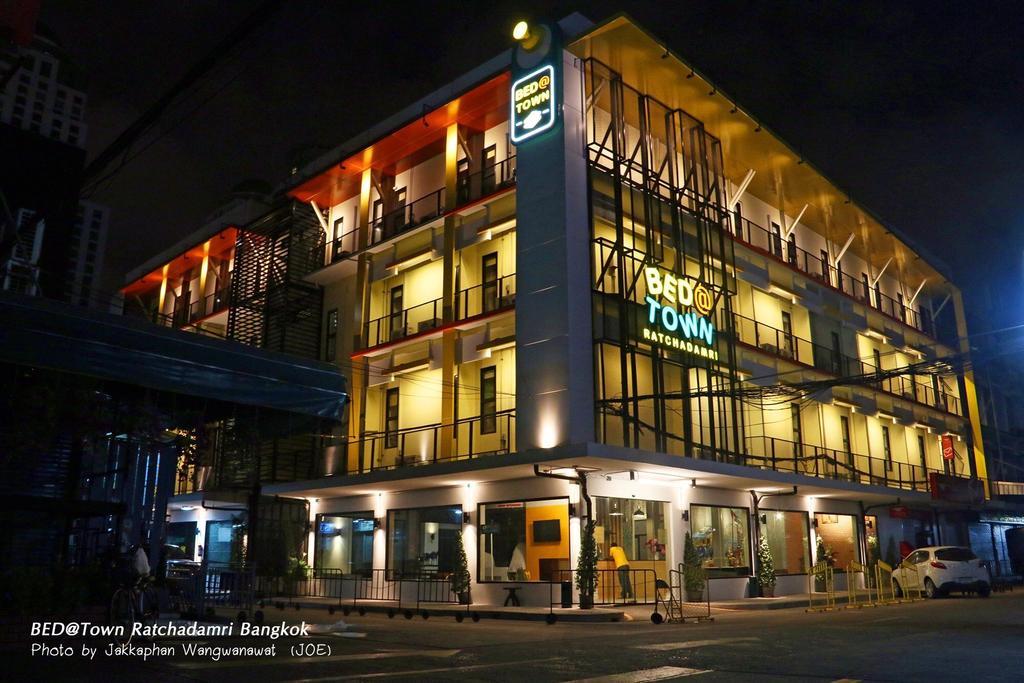 Bed@Town Hostel Bangkok Luaran gambar