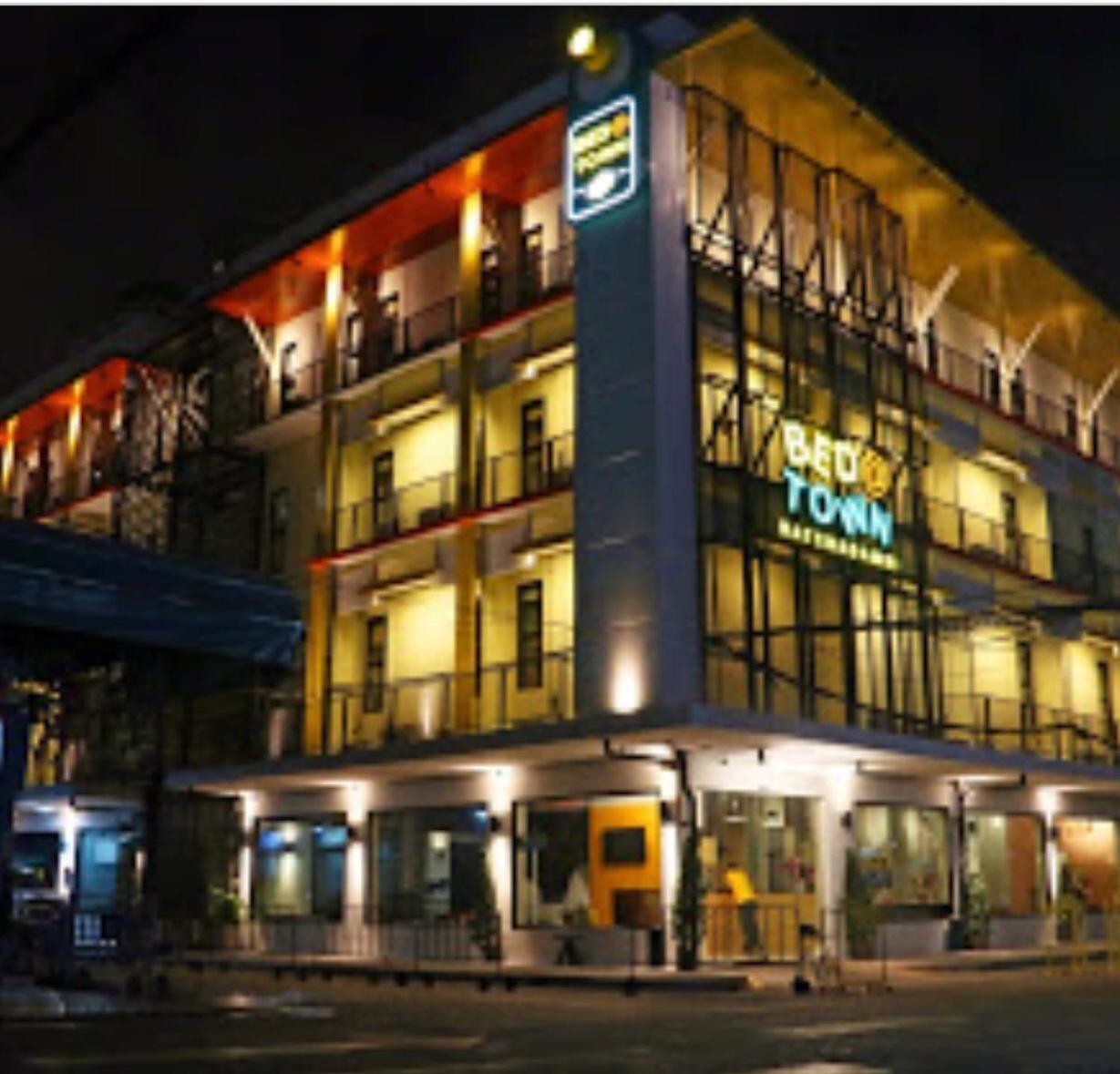 Bed@Town Hostel Bangkok Luaran gambar